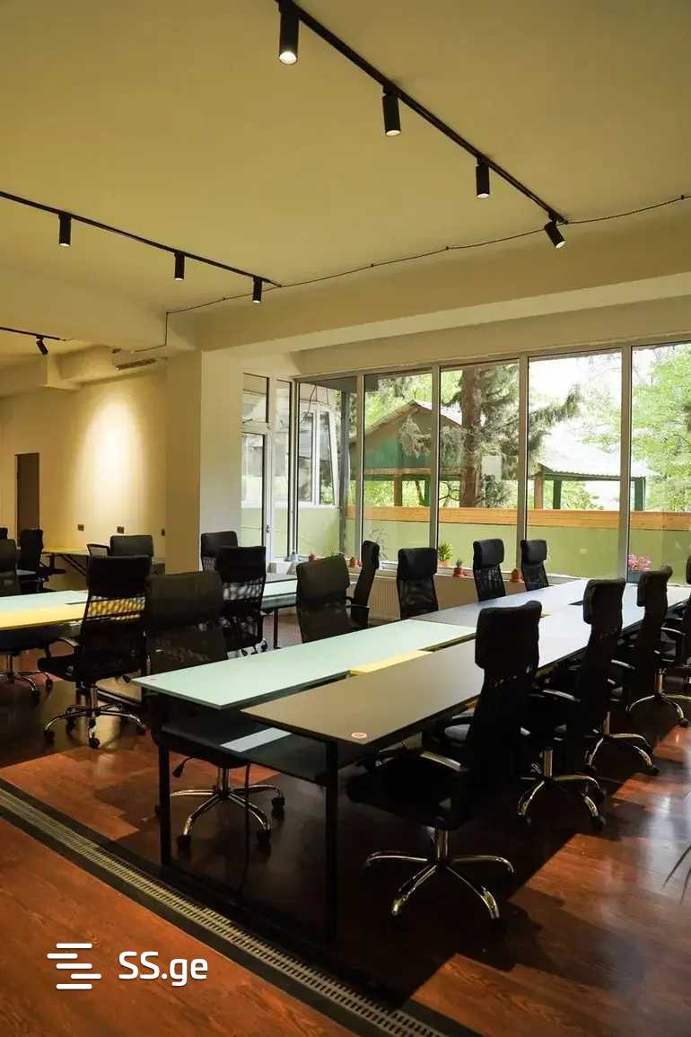 Office For Rent. Vera view 1