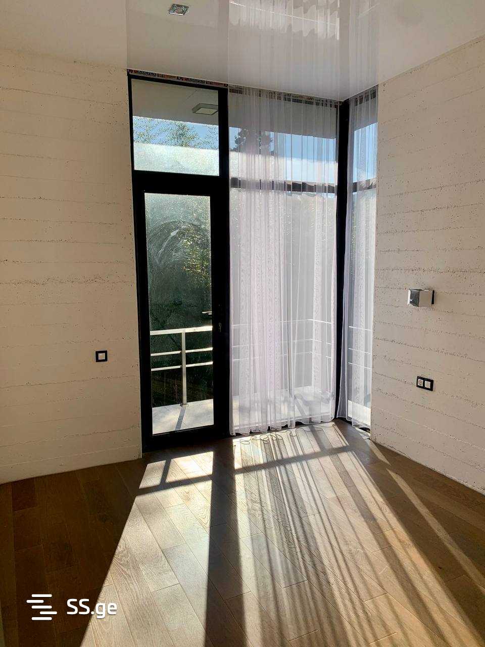 5 Room Private House For Sale view 10