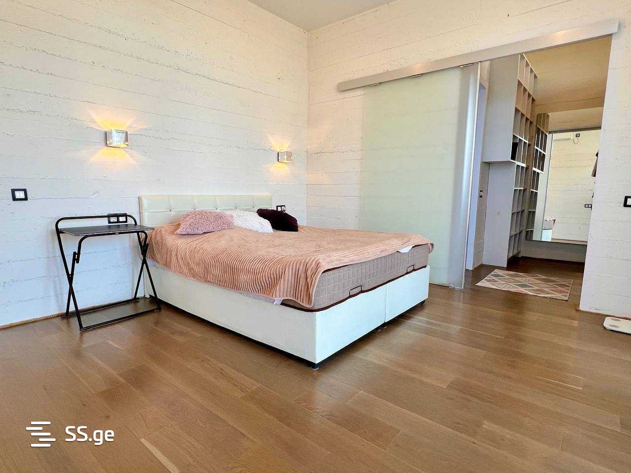 5 Room Private House For Sale view 13