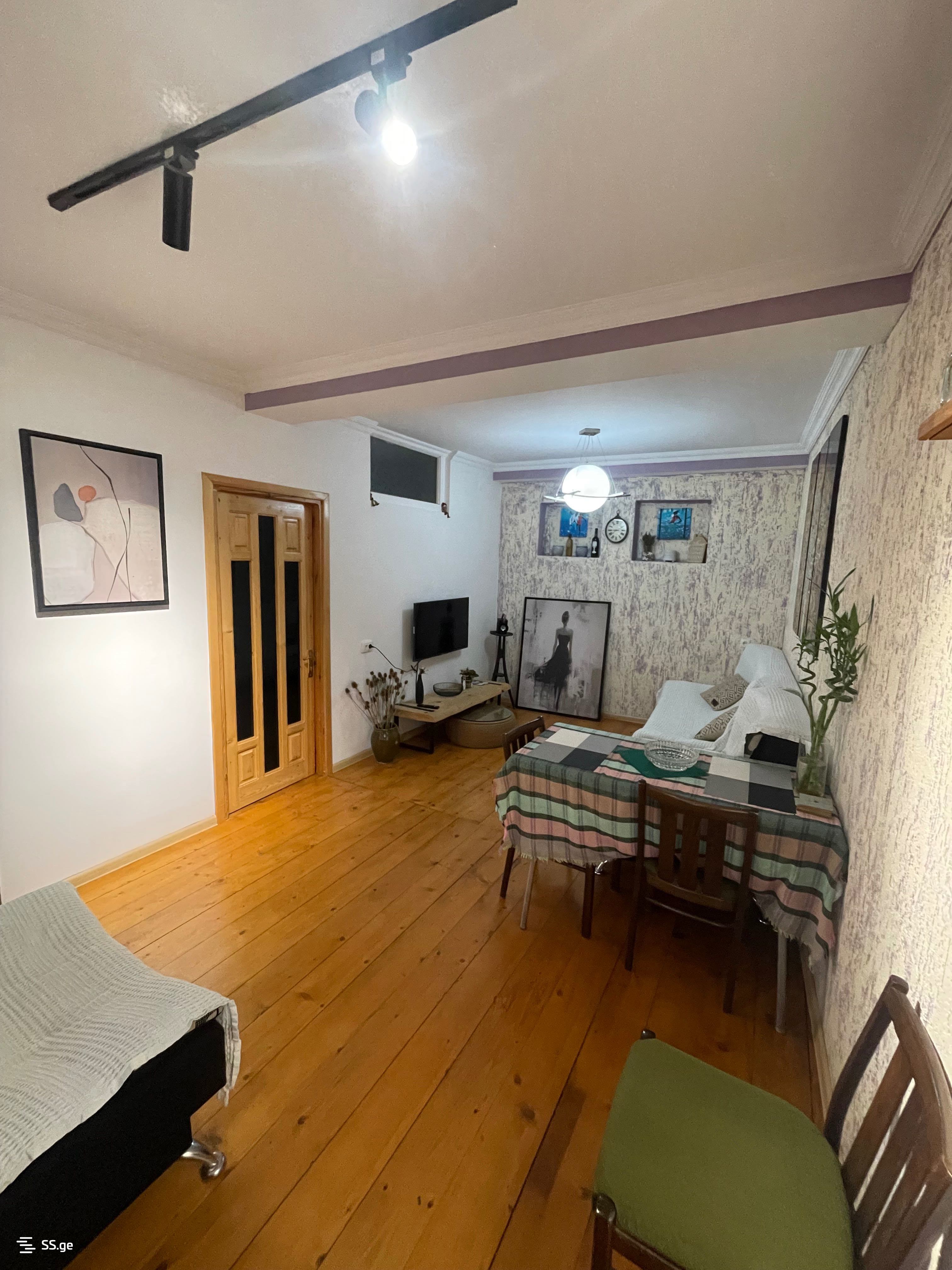 2 Room Private House Daily Rent. Borjomi view 7