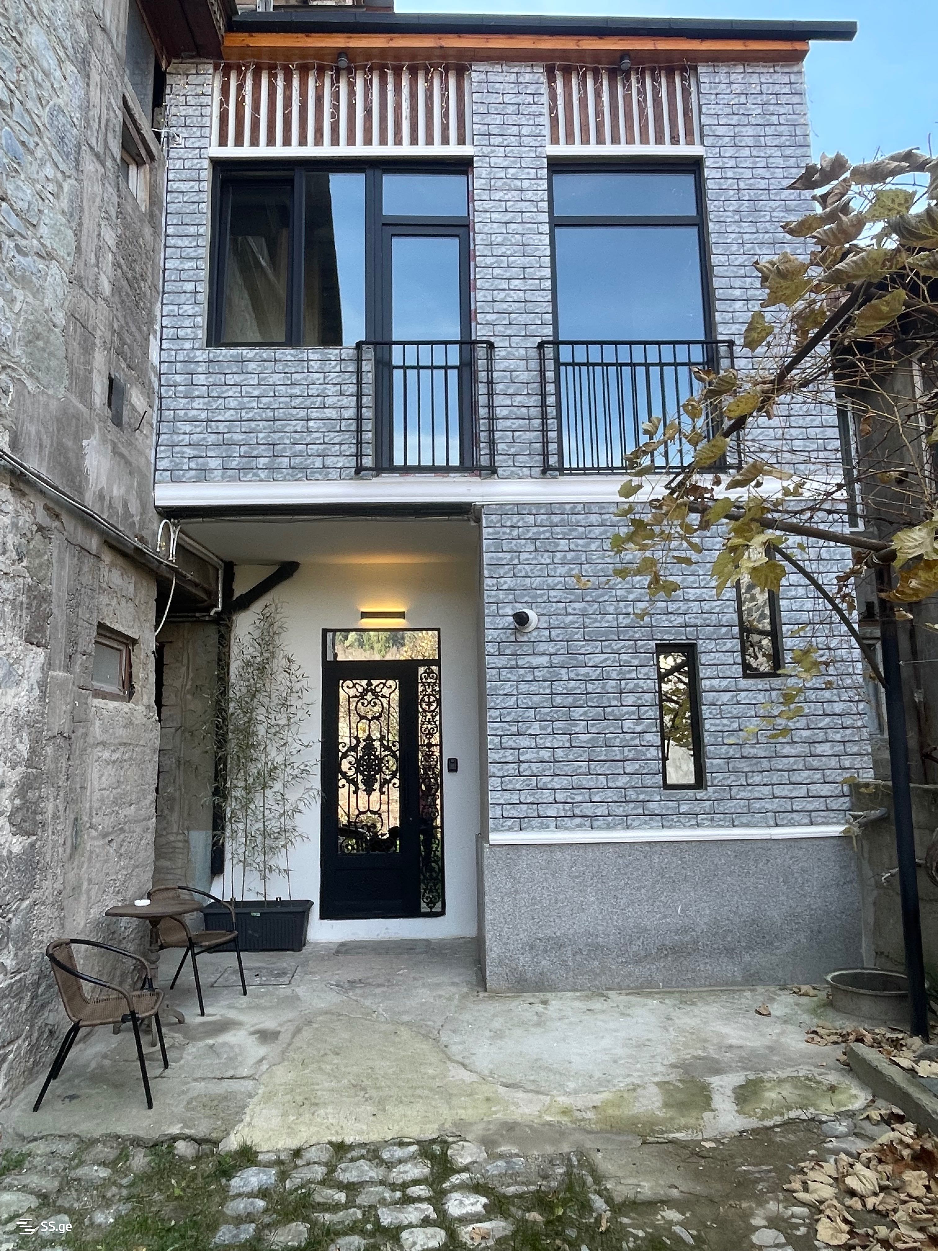 1 Room Flat Daily Rent. Borjomi view 12