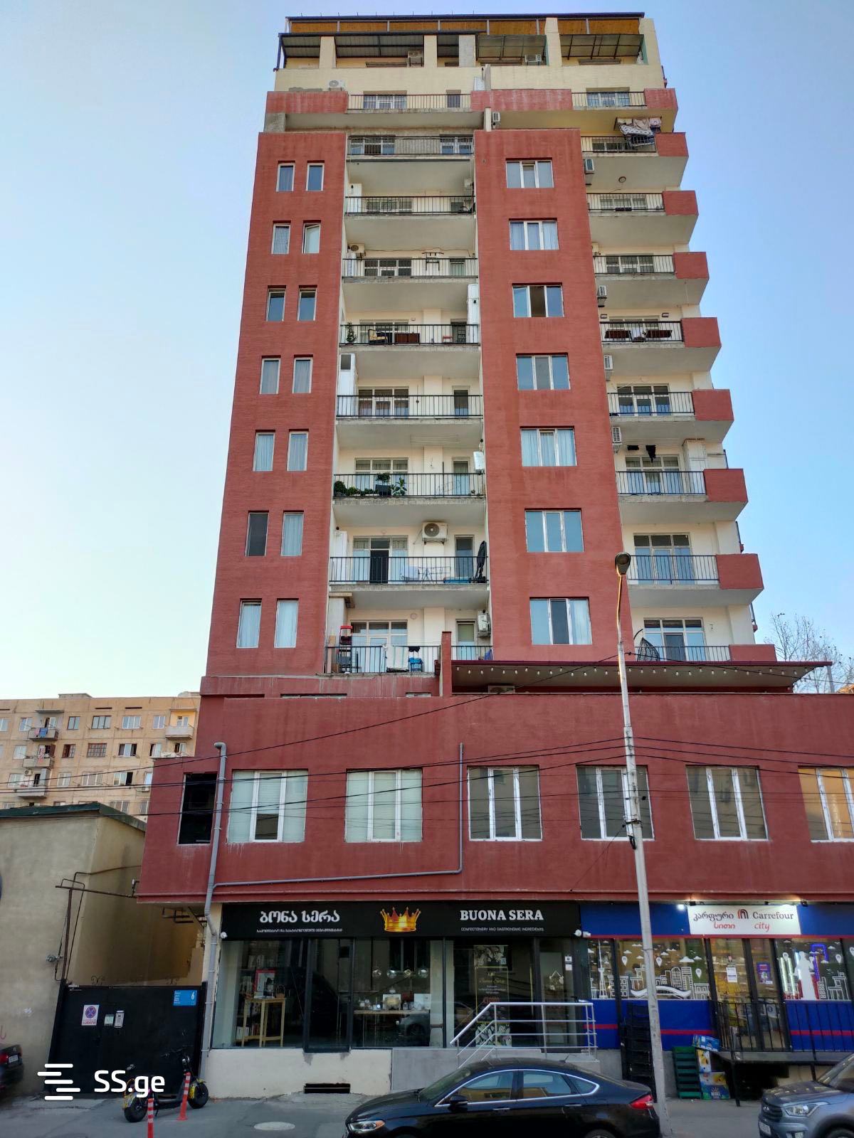 3 Room Flat For Sale, 2 of 4