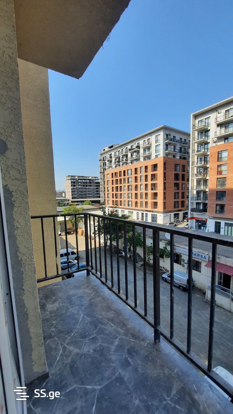 3 Room Flat For Sale, 3 of 4