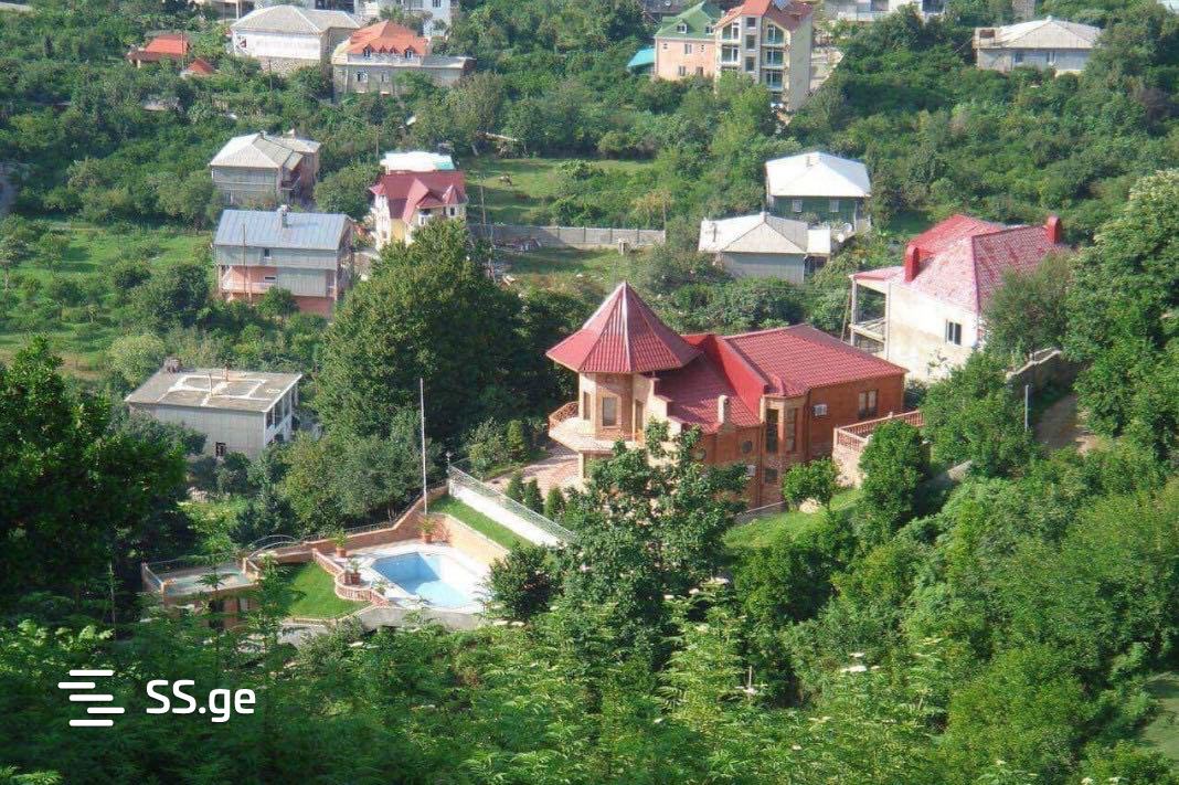 5 Room Private House For Sale view 8