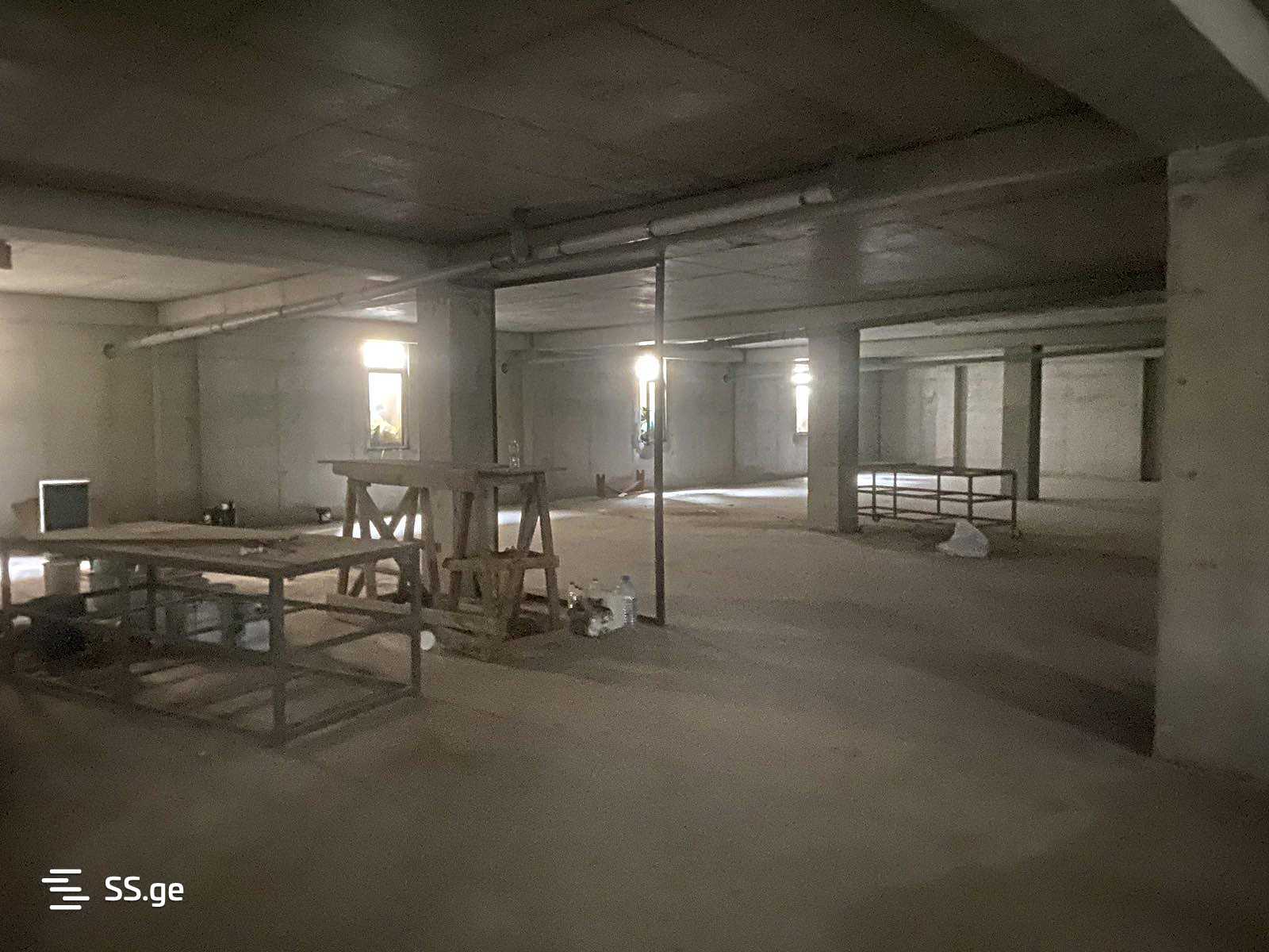 Store-Industrial Property For Sale. Isani view 6