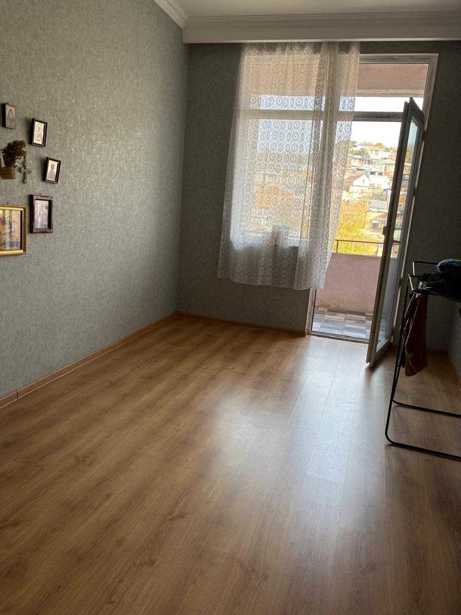 125,000 $Flat For Sale