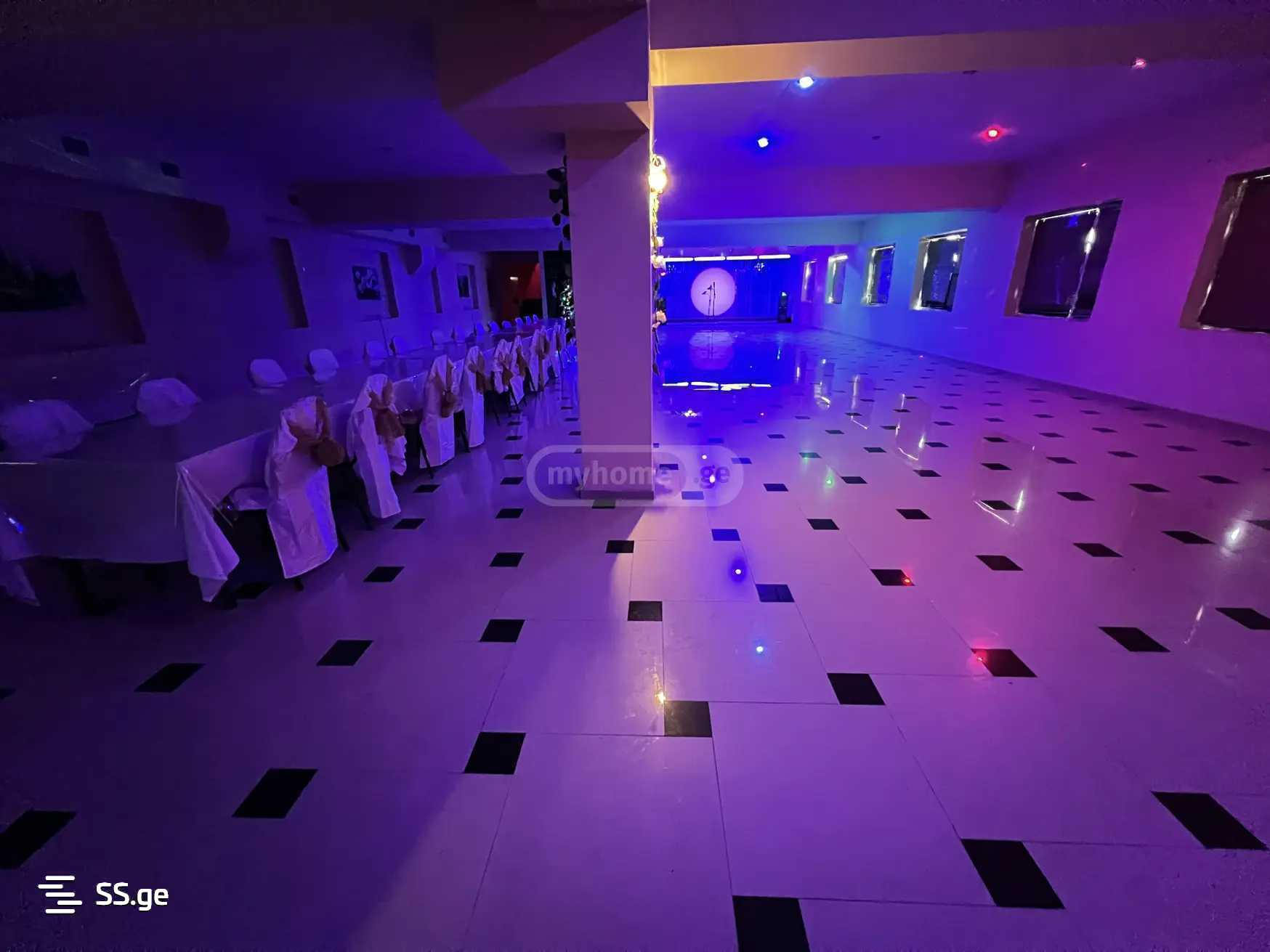 5 Room Private House Daily Rent. Didube view 18