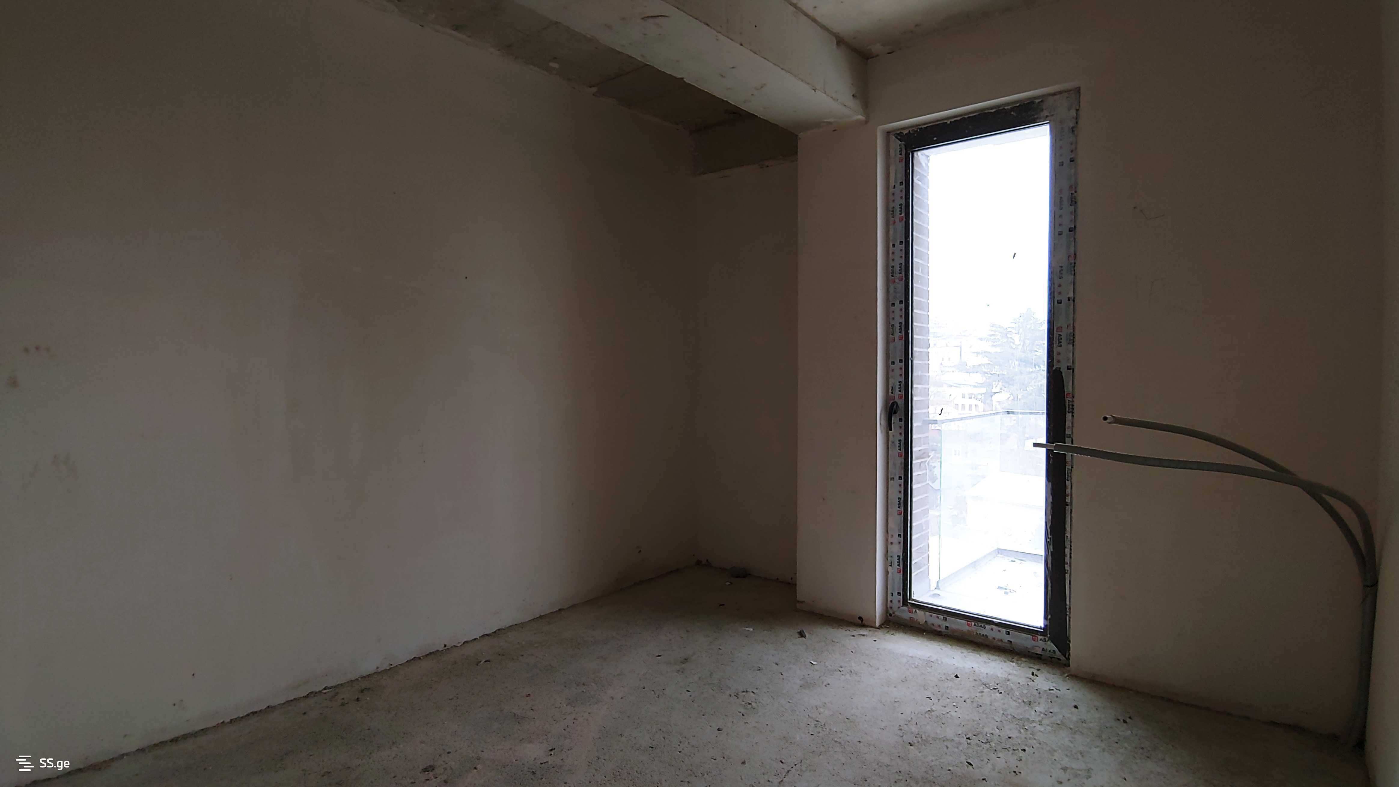 იყიდება 2 ოთახიანი ბინა ორთაჭალაში - სურათი #4