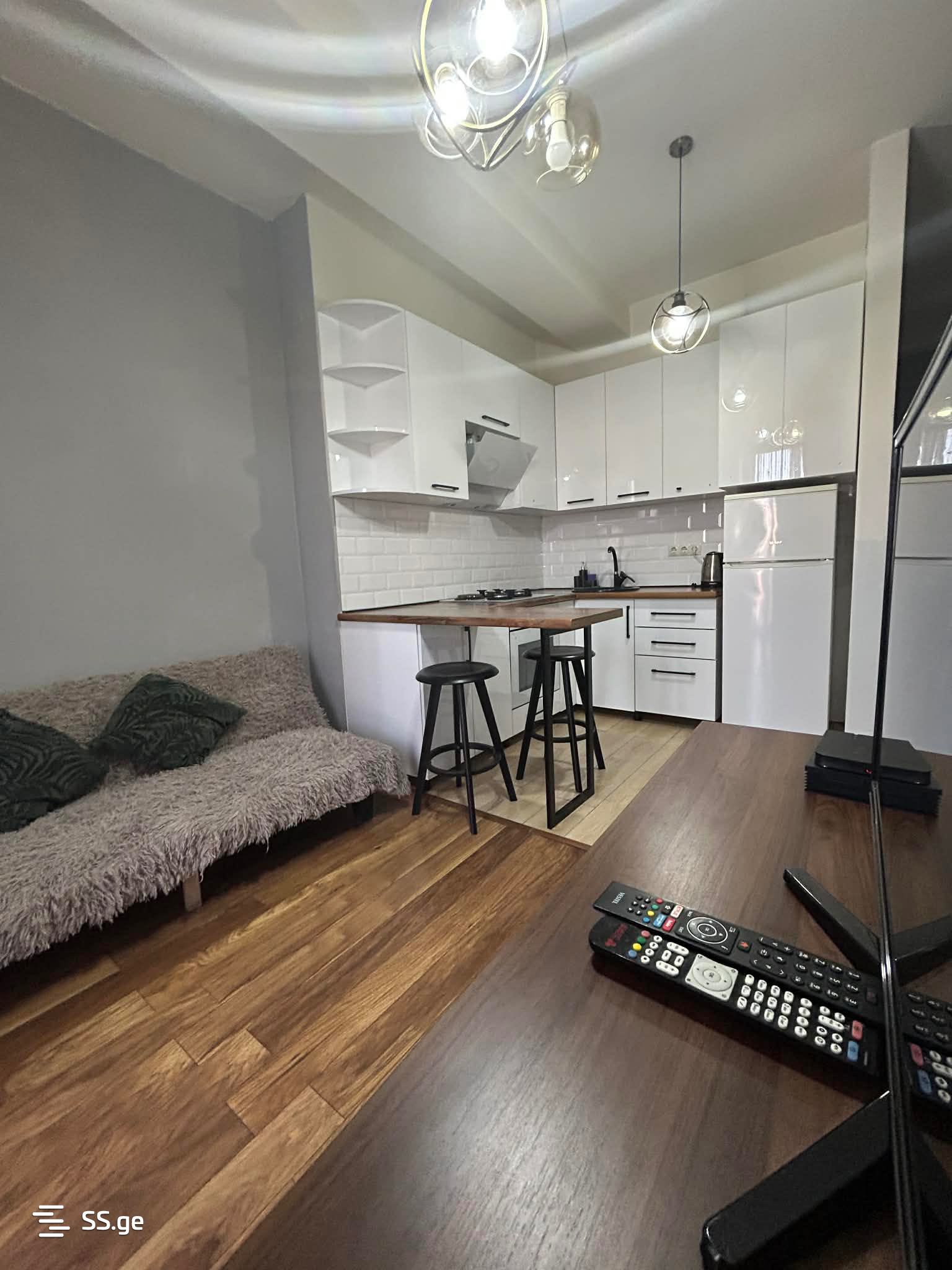 2 Room Flat Daily Rent. Isani view 15