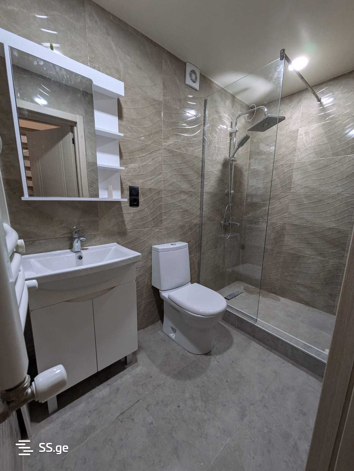 3 Room Private House For Rent. Svanetis Ubani, 2 of 4