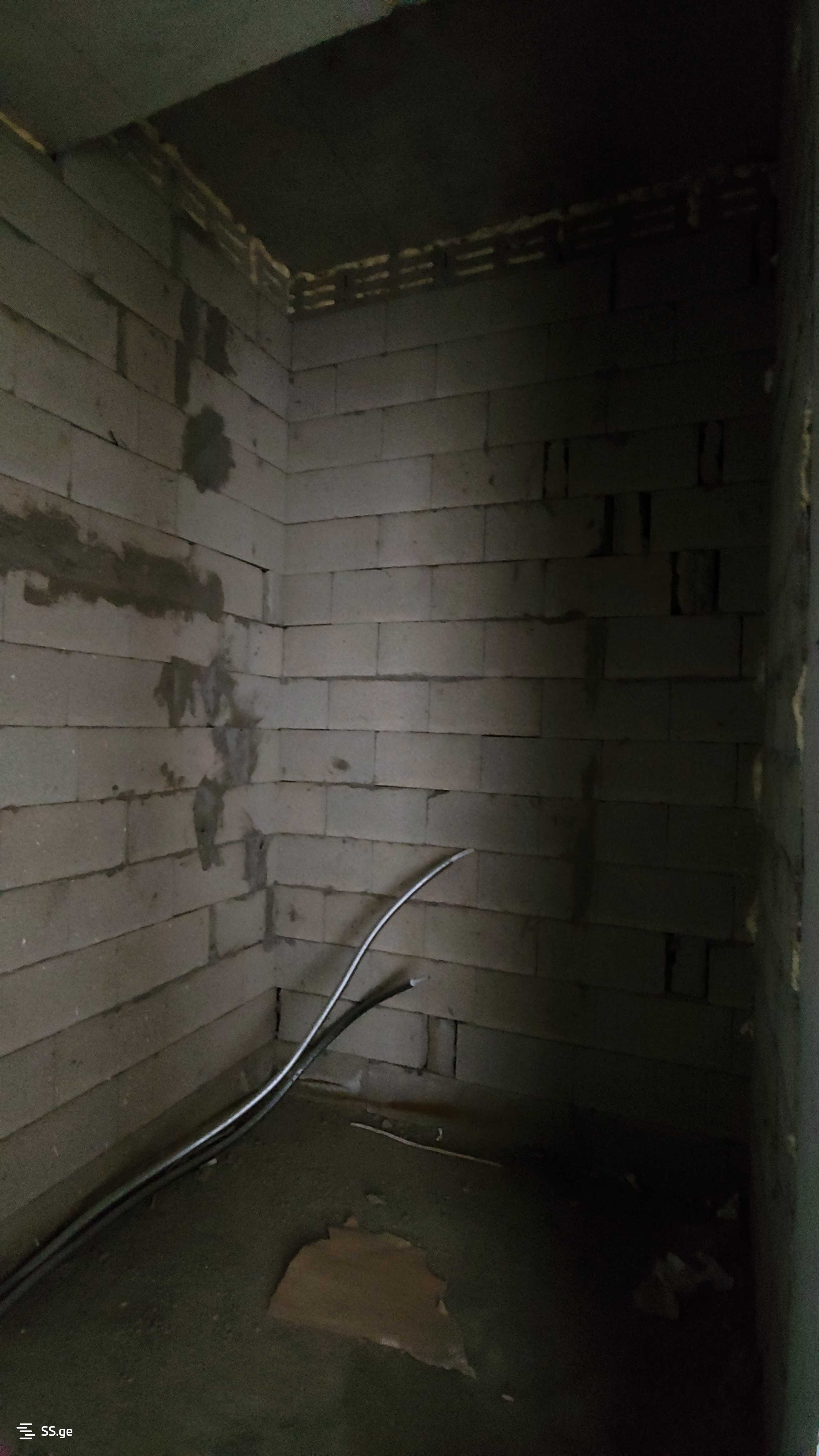 იყიდება 2 ოთახიანი ბინა ორთაჭალაში - სურათი #8