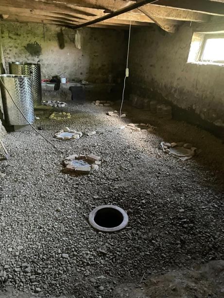 Commercial Real Estate For Sale. Vardisubani