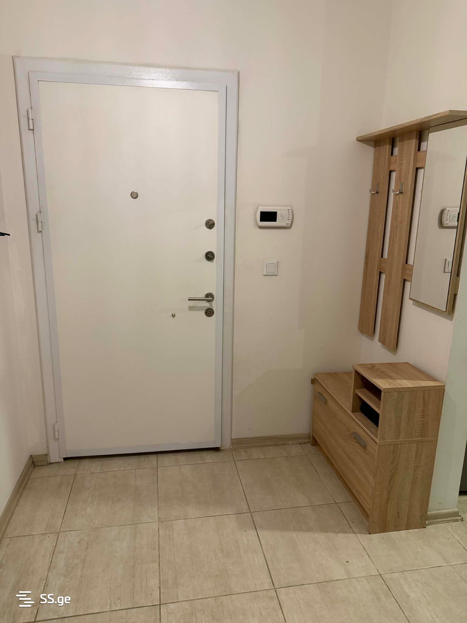 2 Room Flat Daily Rent. Digomi view 7
