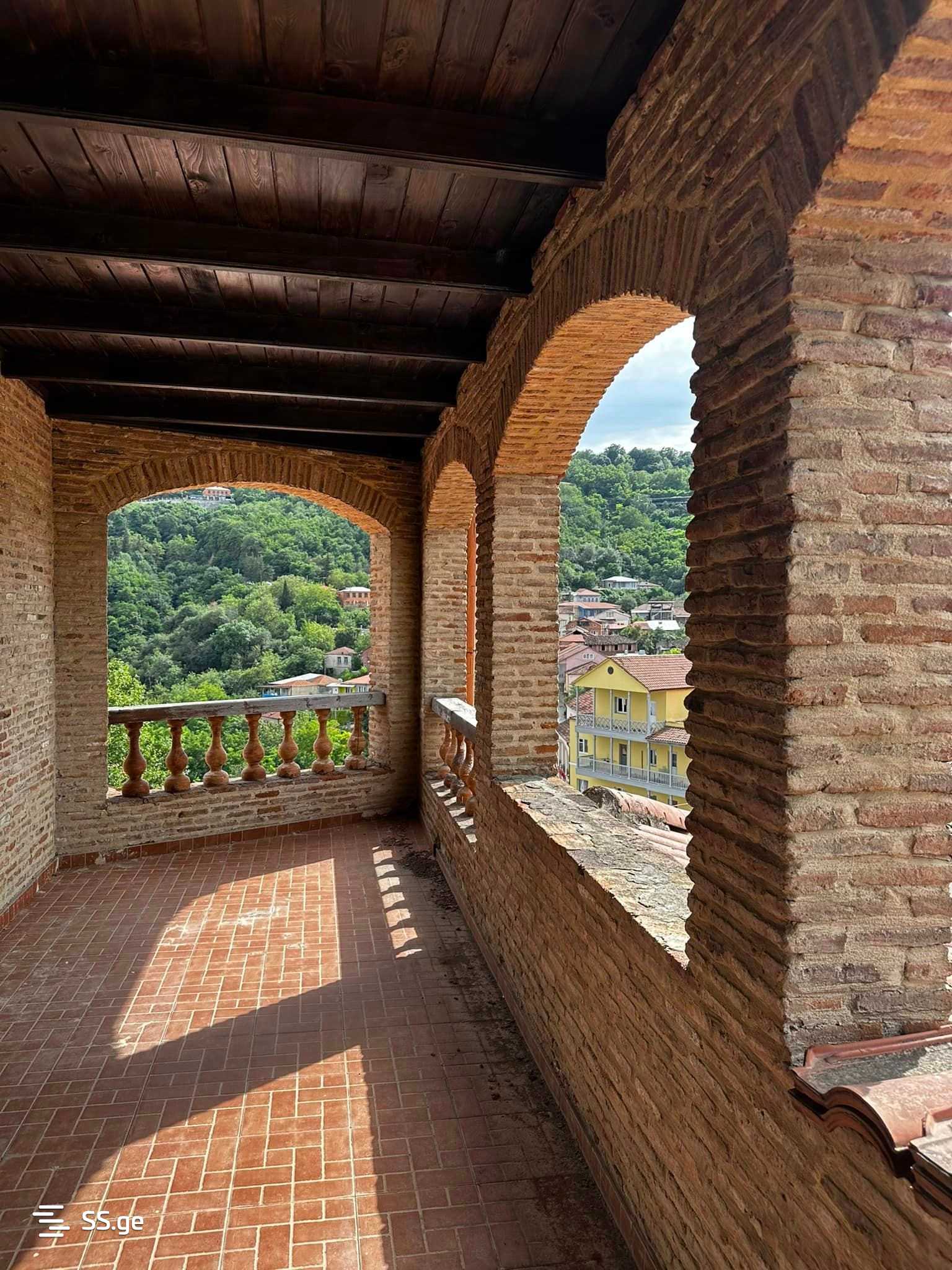 Hotel For Sale. Signagi view 8