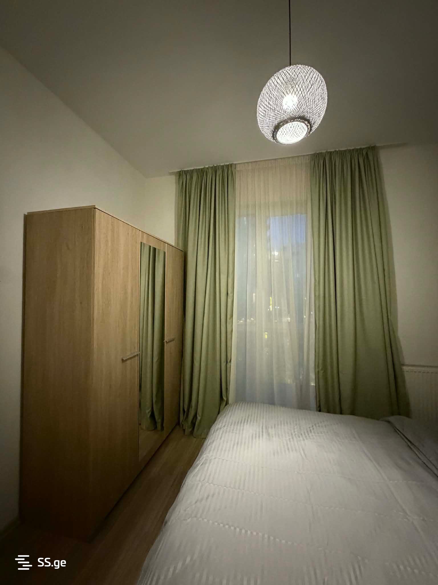 2 Room Flat Daily Rent. Digomi view 4