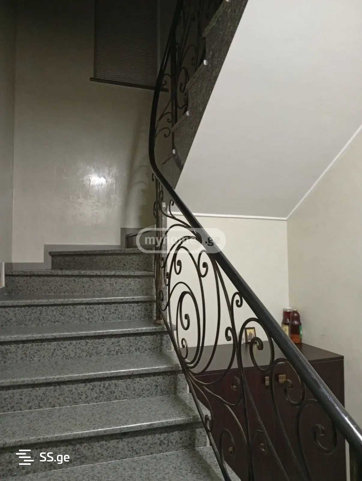 8 Room Private House For Rent. Didi Digomi view 7