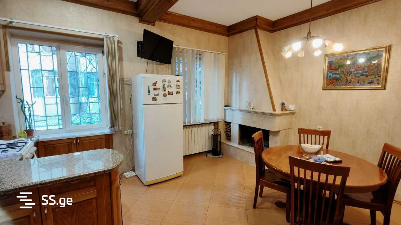 3 room Flat For Rent. Mtatsminda - Widok 3