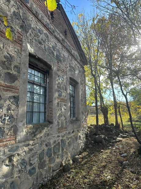 2 room Private House For Sale. Vardisubani