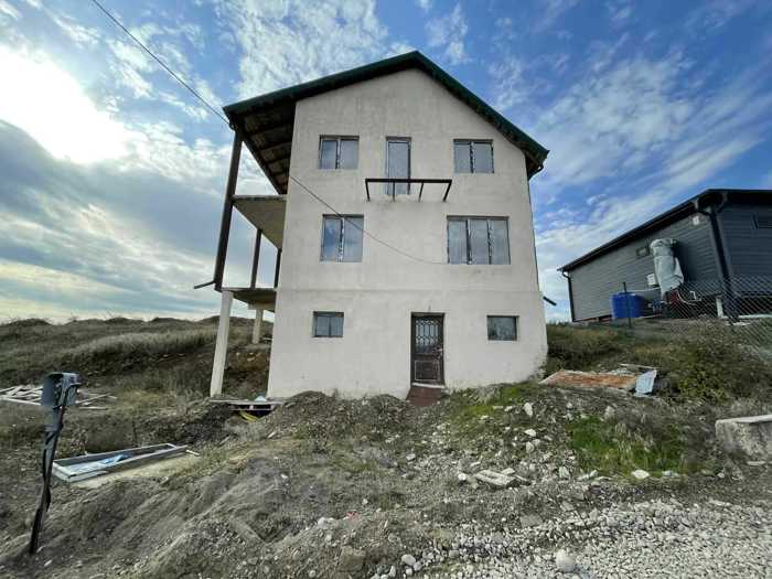 6 room Private House For Sale. Mukhattskaro