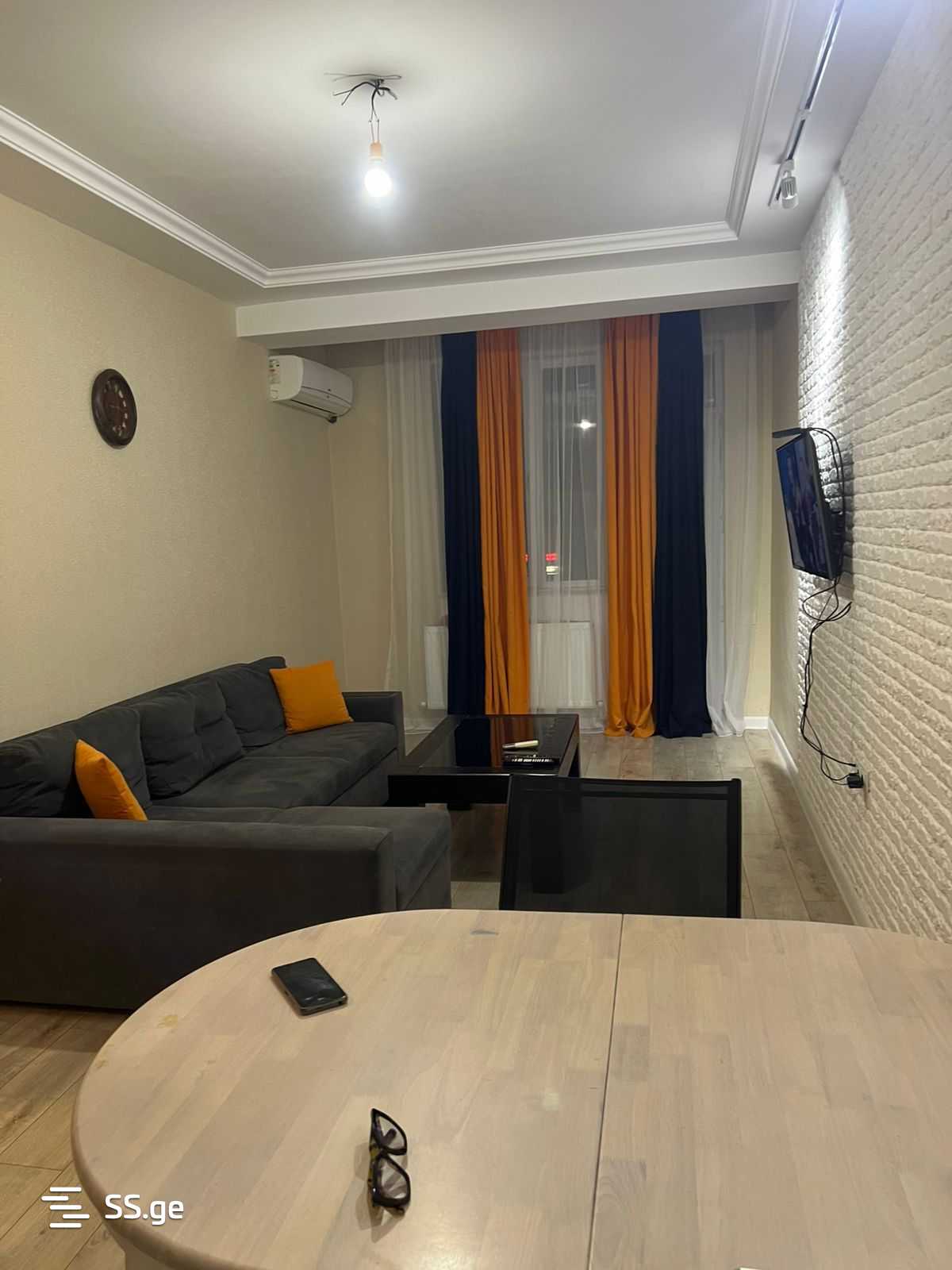 2 Room Flat Daily Rent. Didi Digomi view 9