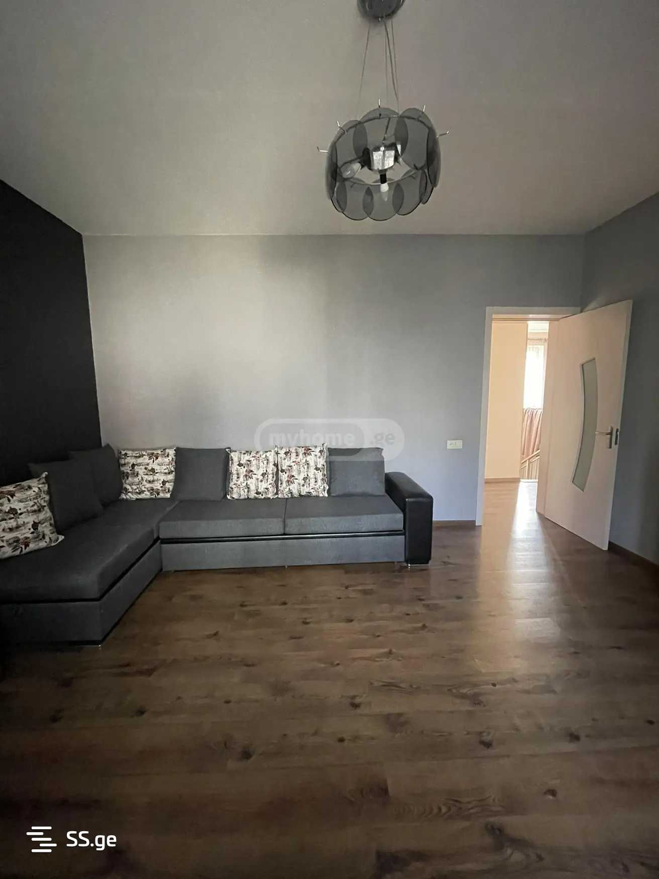 5 room Private House For Rent. Saburtalo - Aanzicht 6