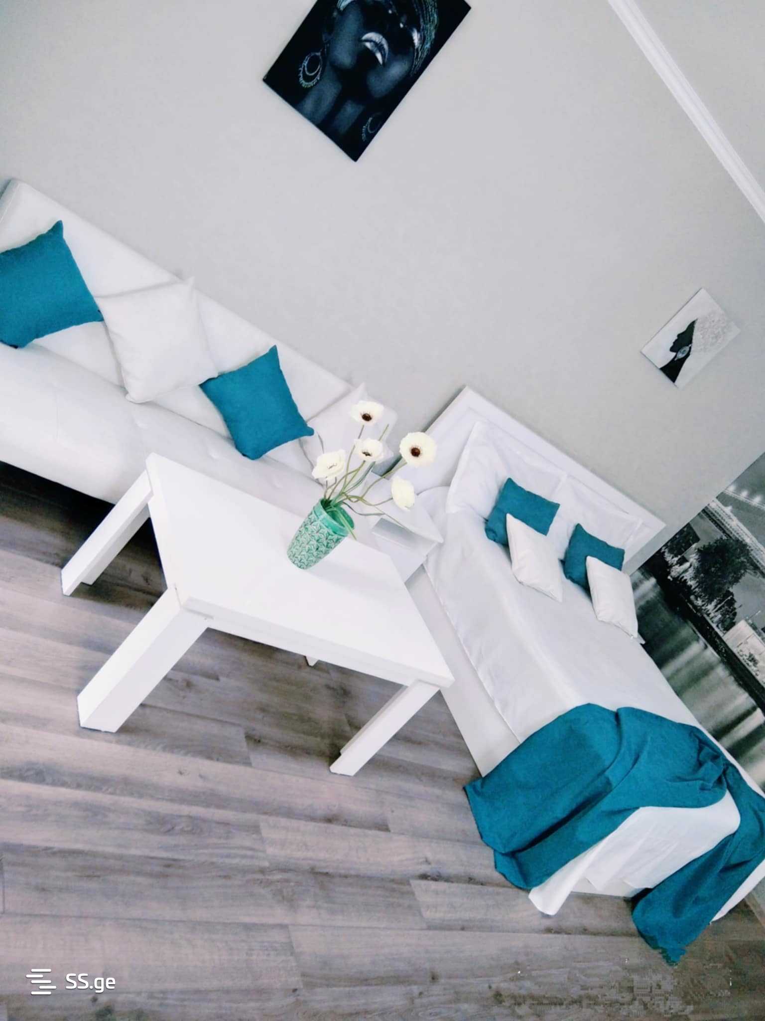 1 room Flat Daily rent. Saburtalo - Widok 3