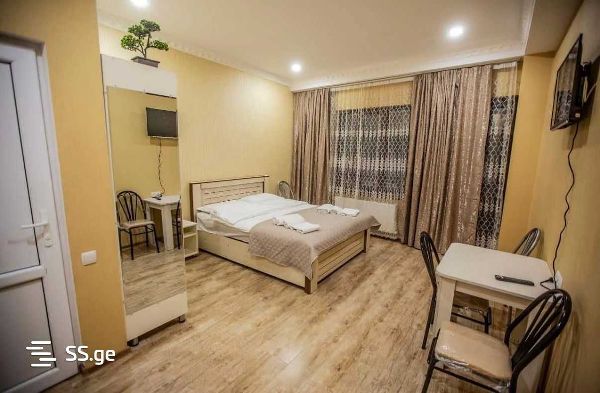 12 Room Hotel For Rent. Isani, 4 of 11