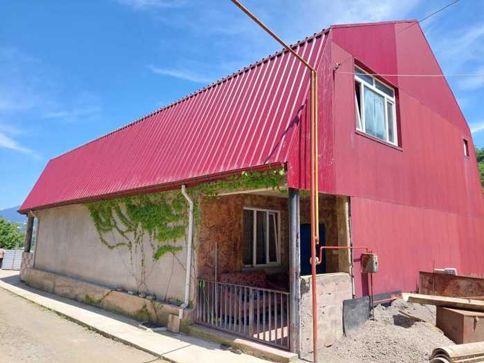 8 room Private House For Sale. Akhalsheni