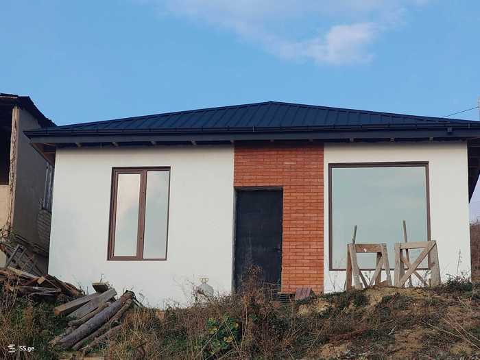 3 room Private House For Sale. Giorgitsminda