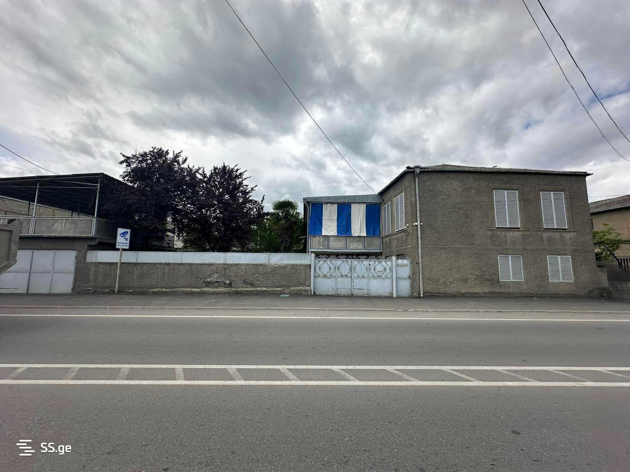 6 Room Private House For Sale, 1 of 4
