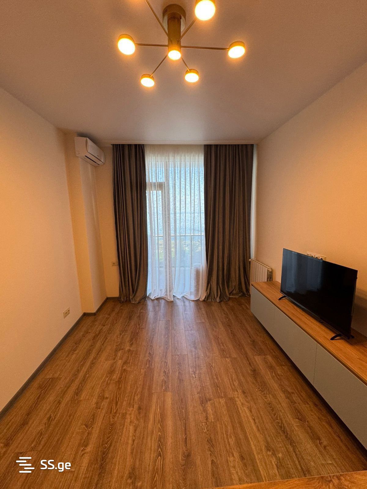 2 room Flat For Sale. Chaqvi - Więcej