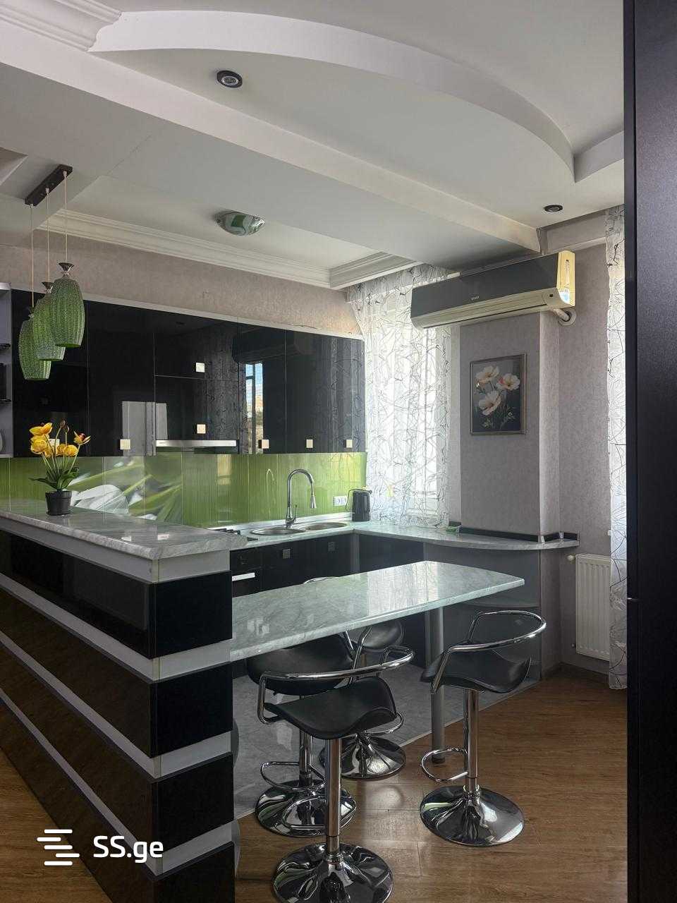 3 Room Flat For Rent. Isani, 1 of 12