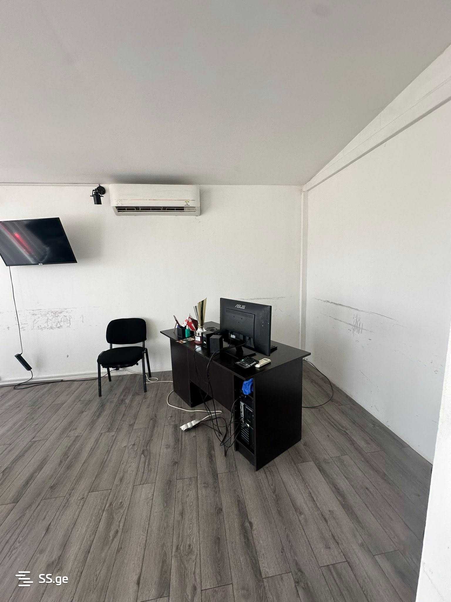 Commercial Space For Sale. Telavi view 7