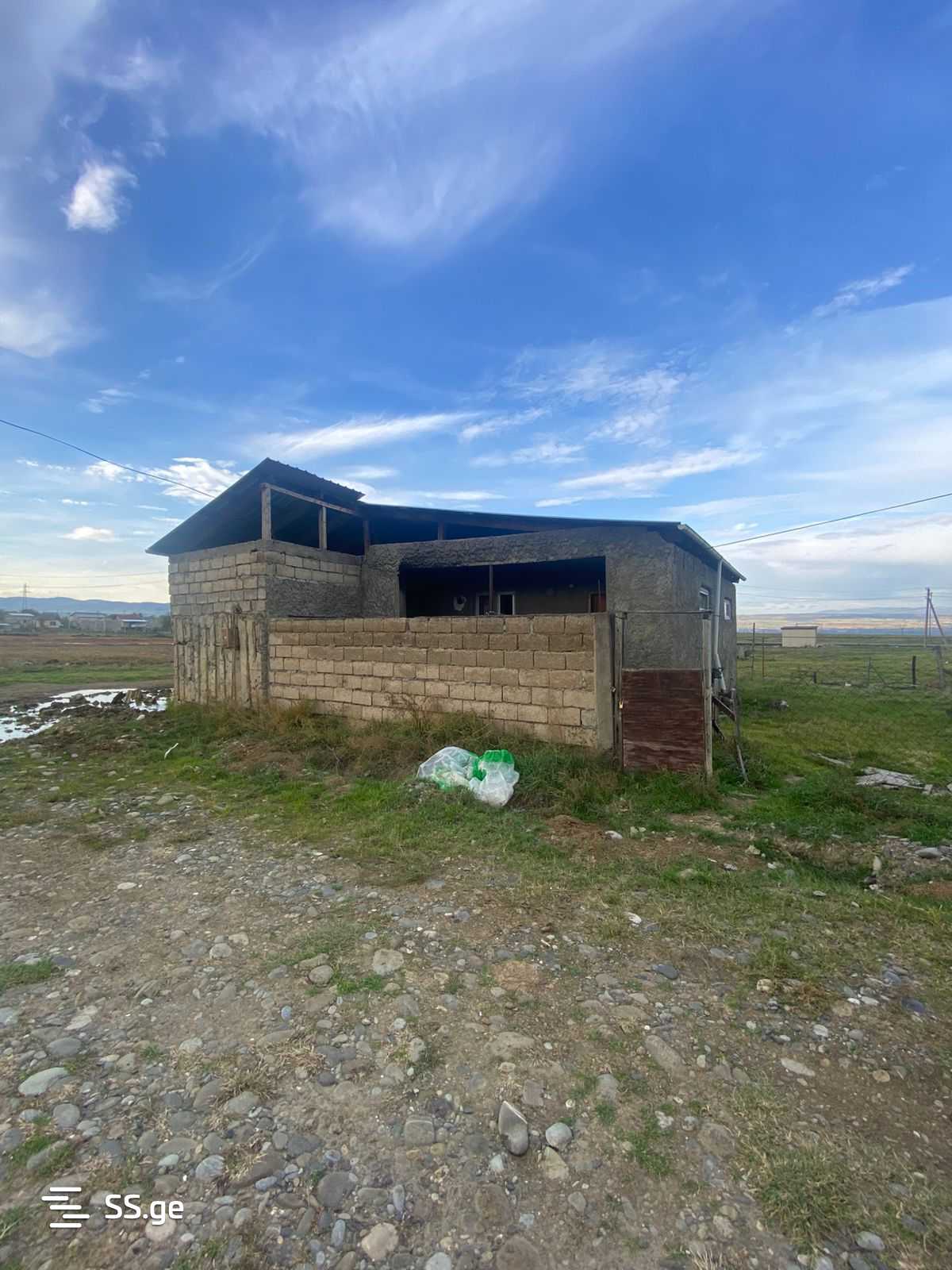 2 Room Private House For Sale view 9