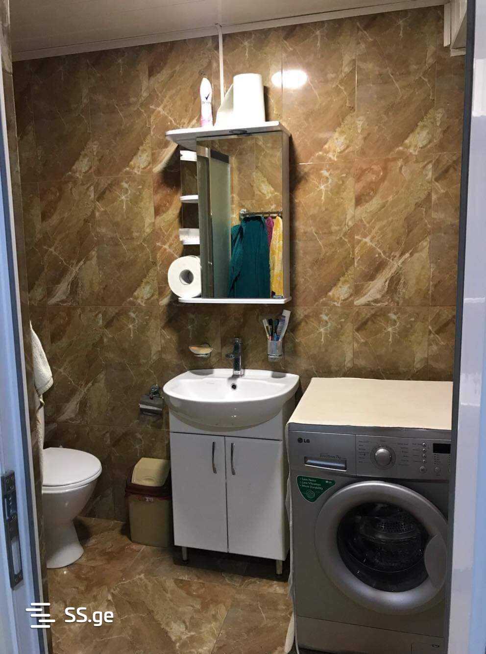 4 Room Private House For Sale view 8