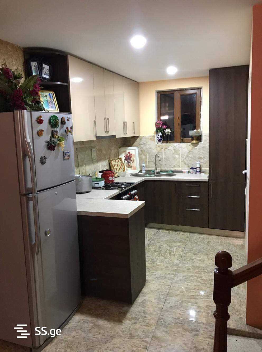 4 Room Private House For Sale view 3