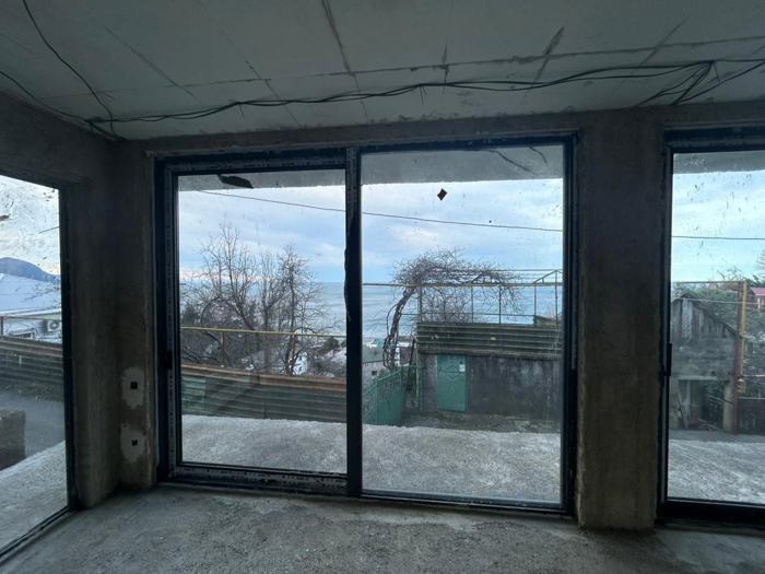 6 room Private House For Sale. Sarpi