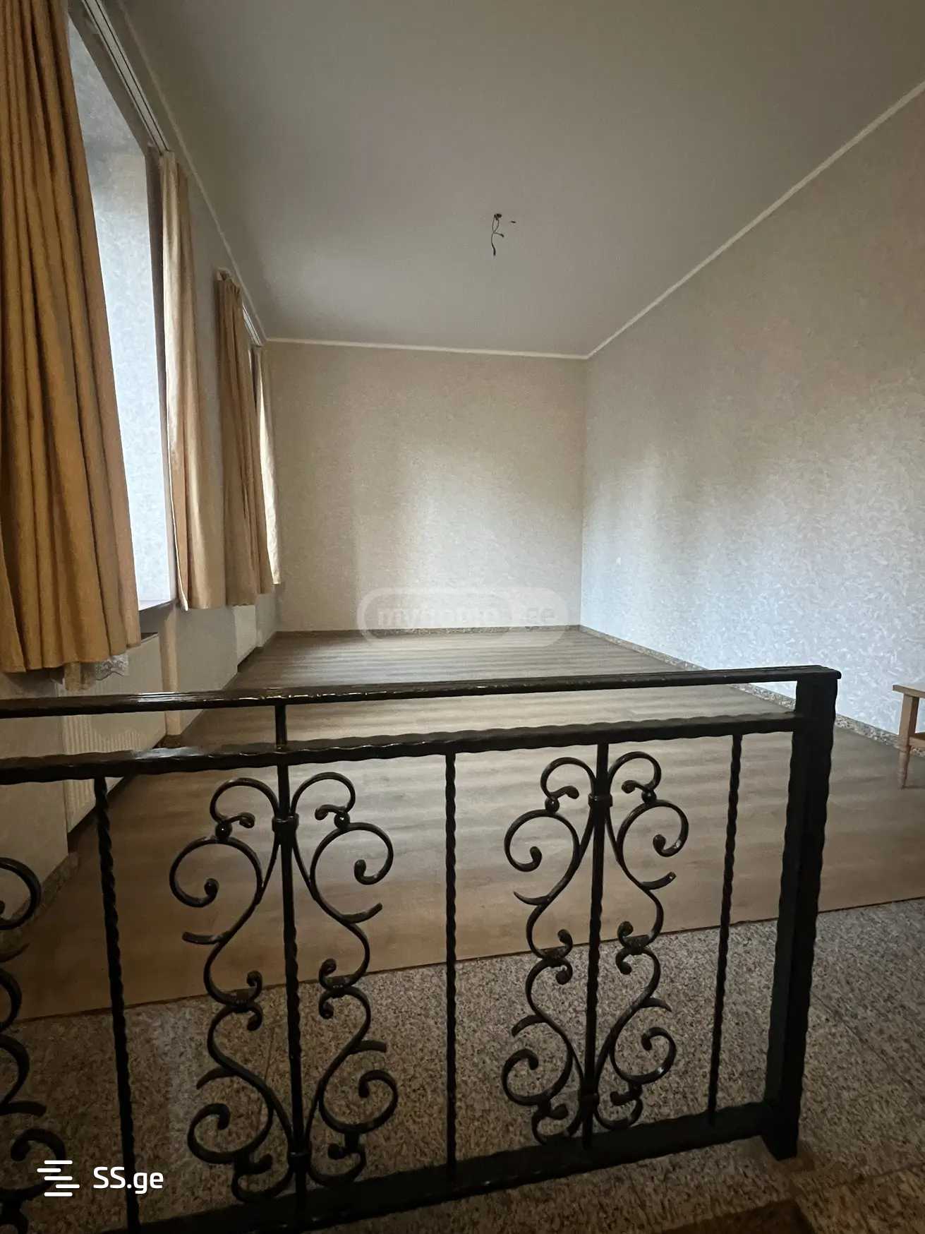 4 Room Private House For Rent. Chugureti view 6
