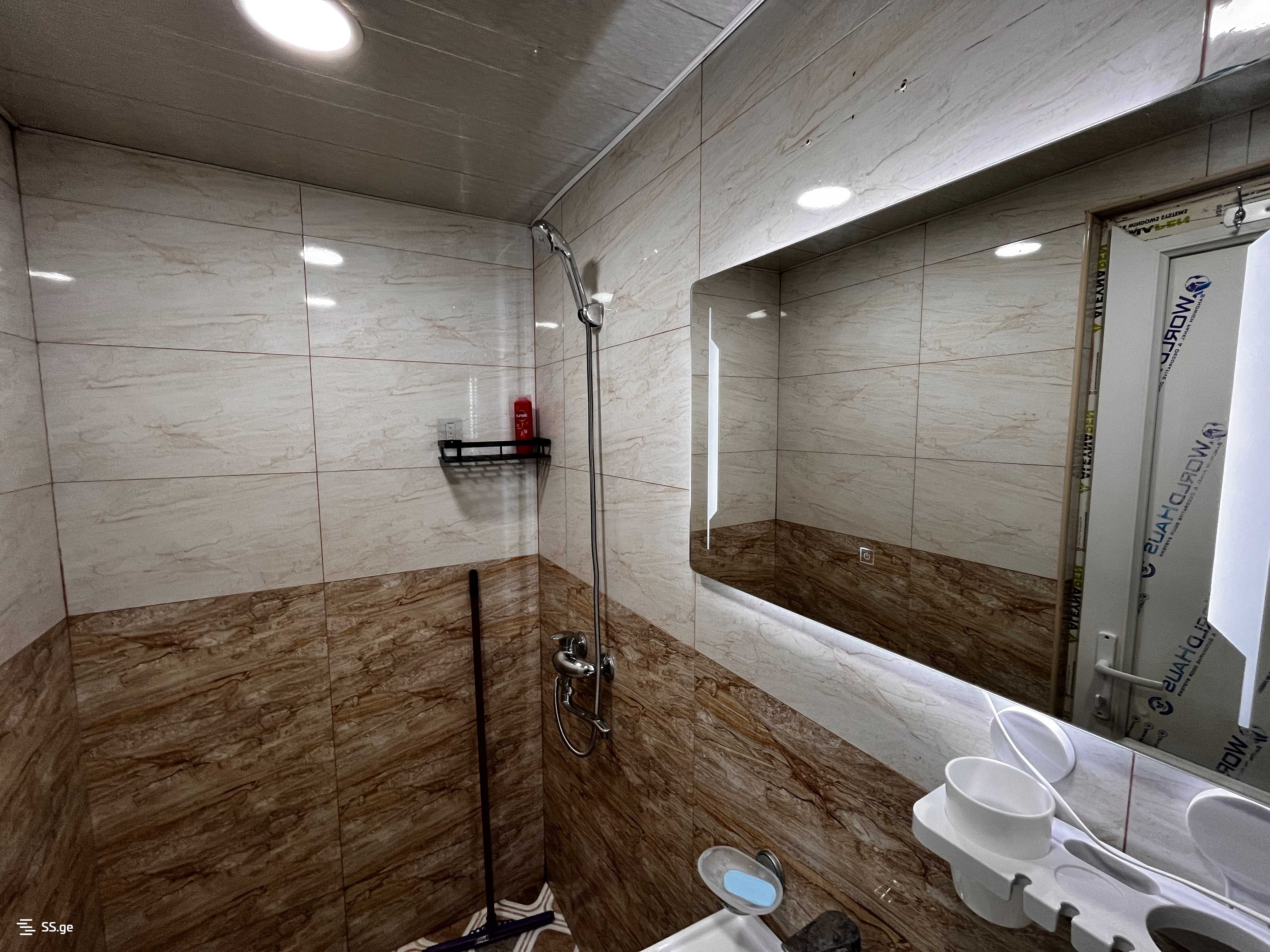 3 Room Flat Daily Rent. Kutaisi view 10