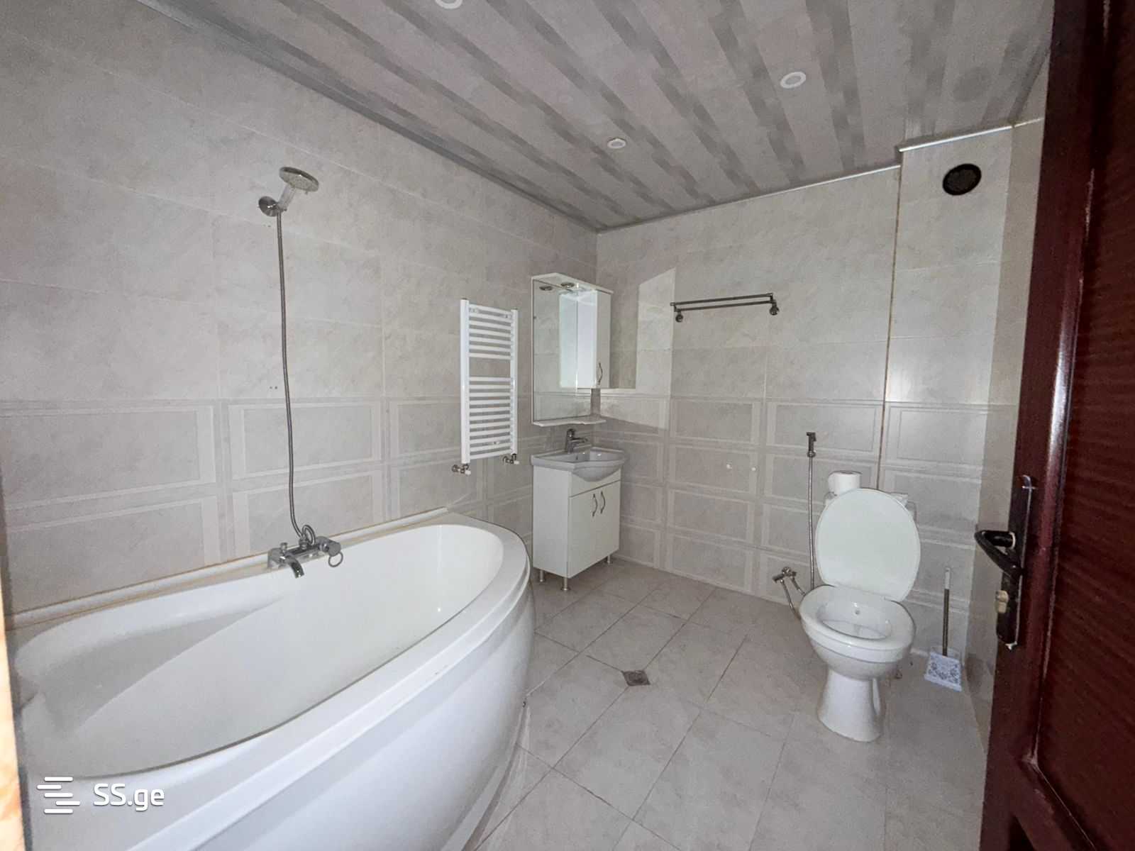 Private House For Sale. Okrokana view 9
