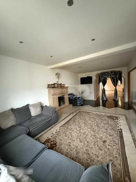 10 room Private House For Sale. Akhaldaba