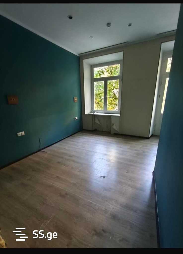 14 Room Hotel For Rent. Mtatsminda view 8