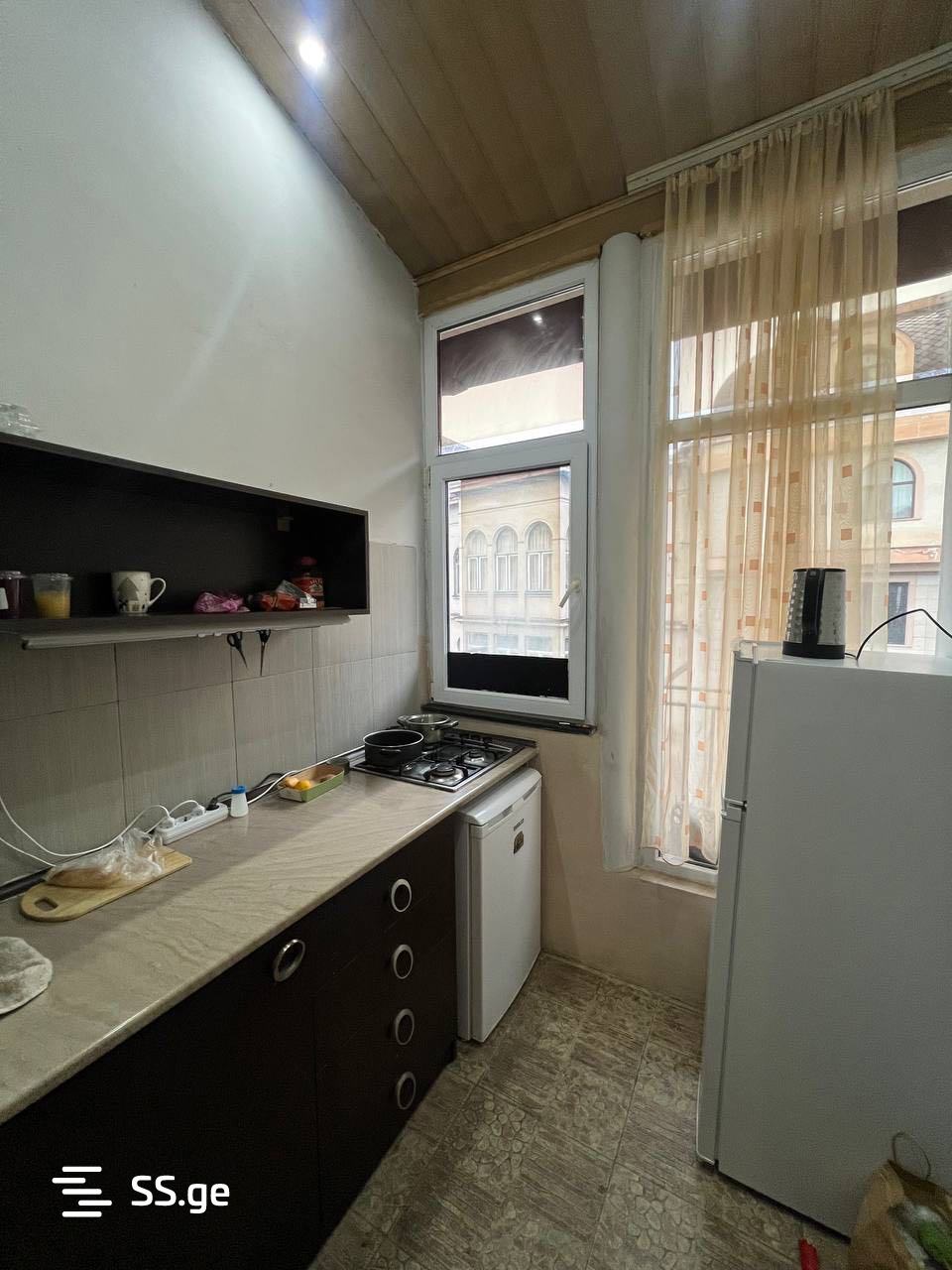 2 room Flat For Rent. Vera - Więcej