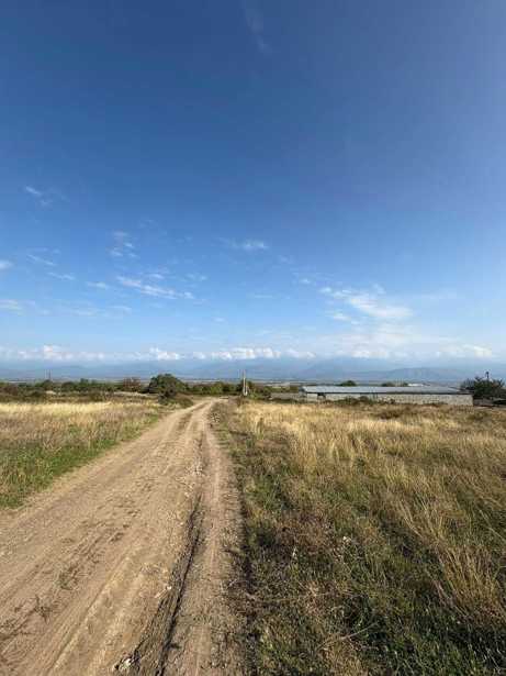 Land For Sale. Vardisubani