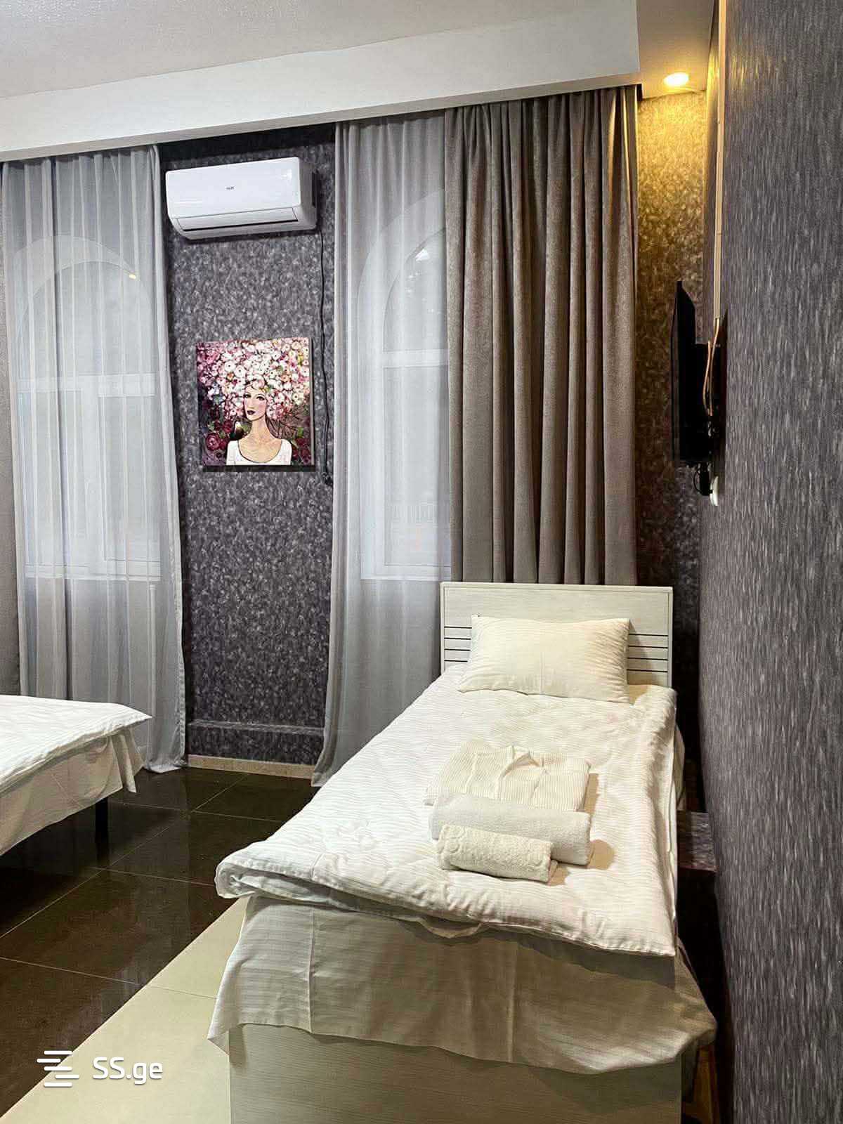 12 Room Hotel For Sale view 8
