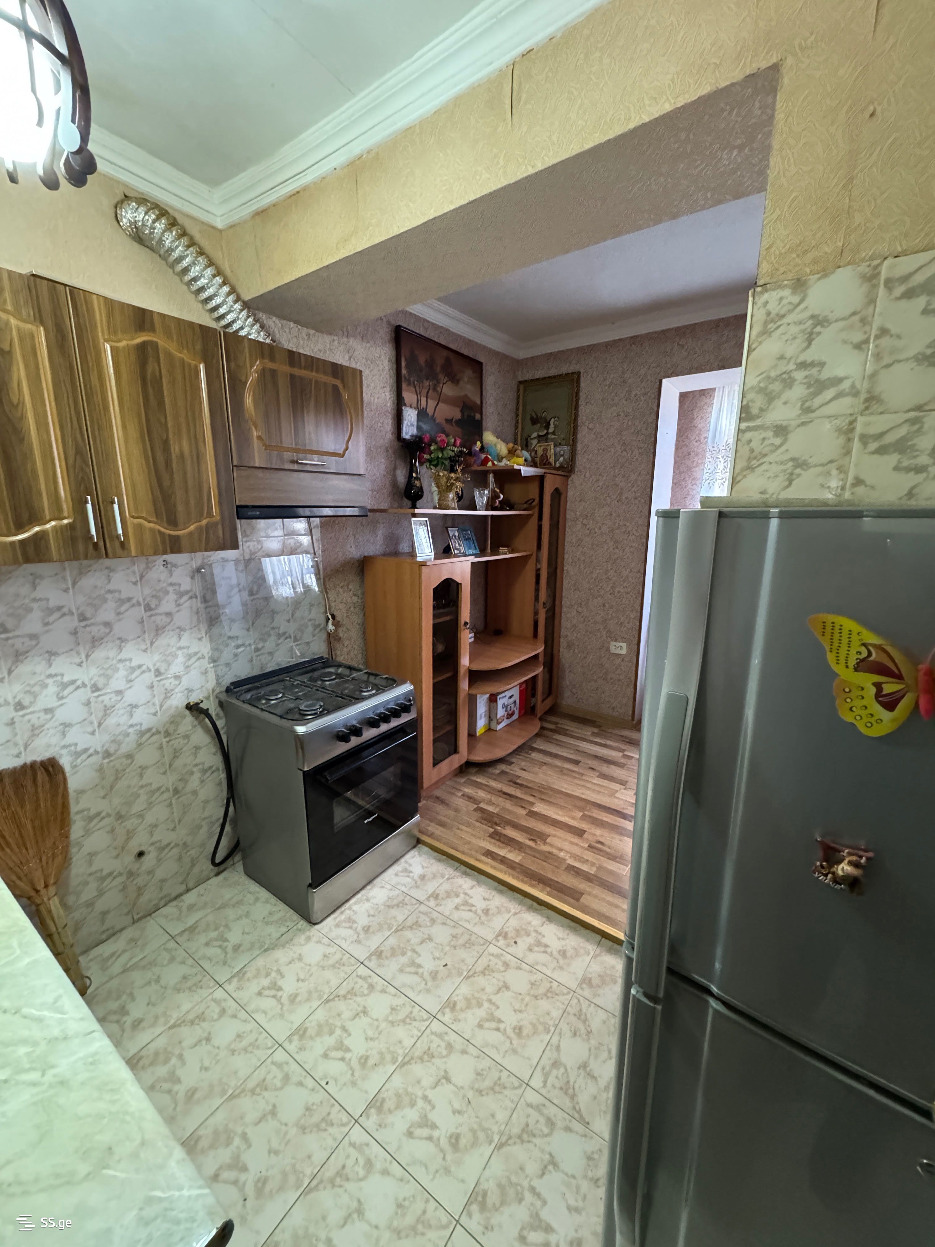 3 Room Flat For Sale view 3