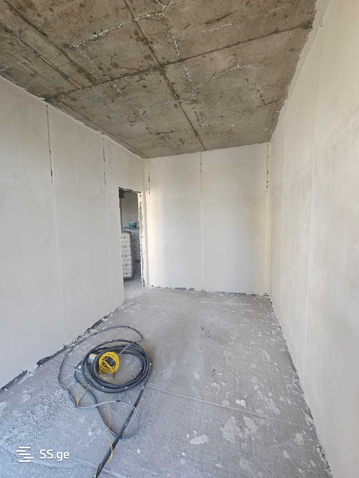 2 Room Flat For Sale view 3