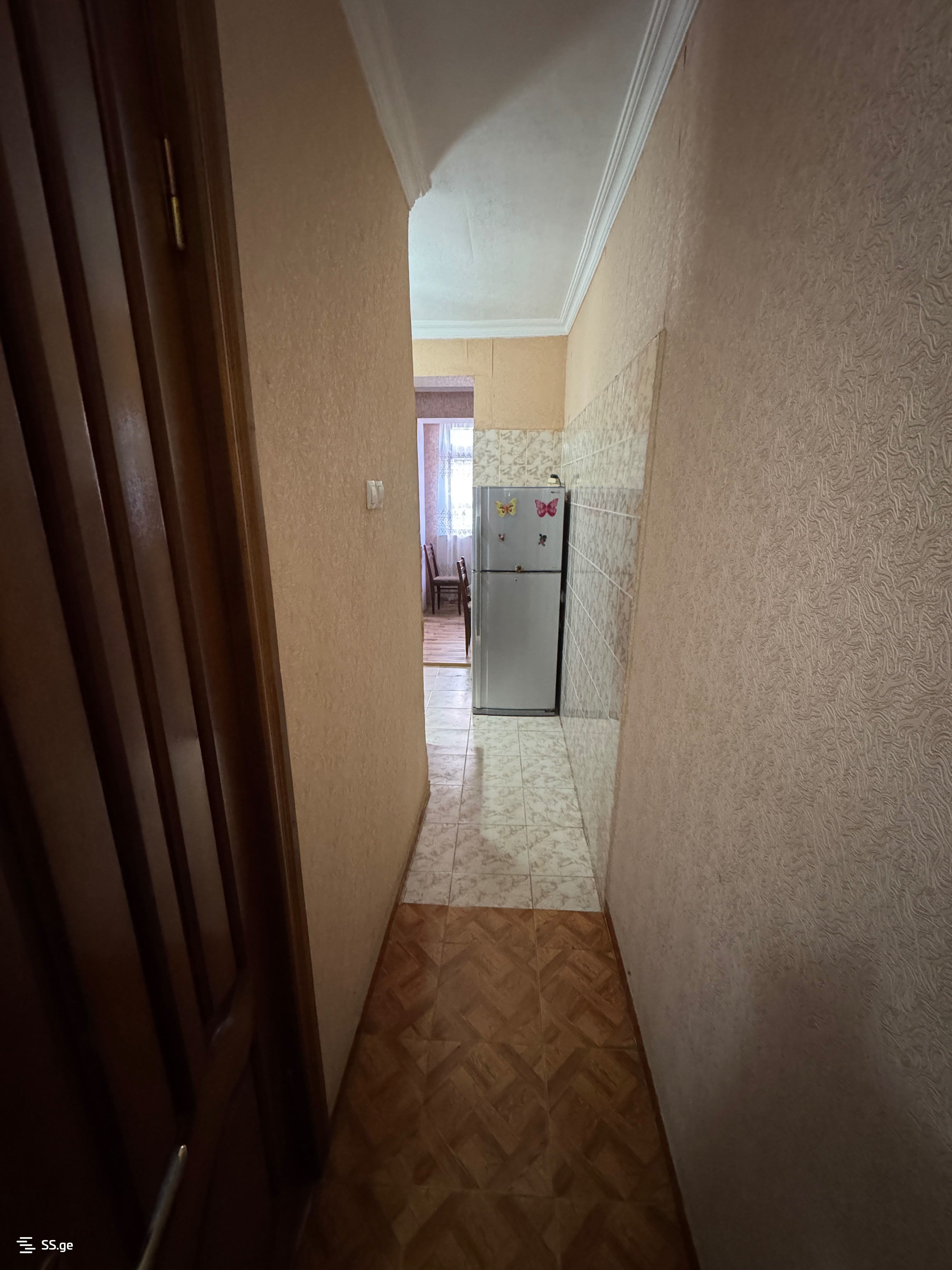 3 Room Flat For Sale view 4