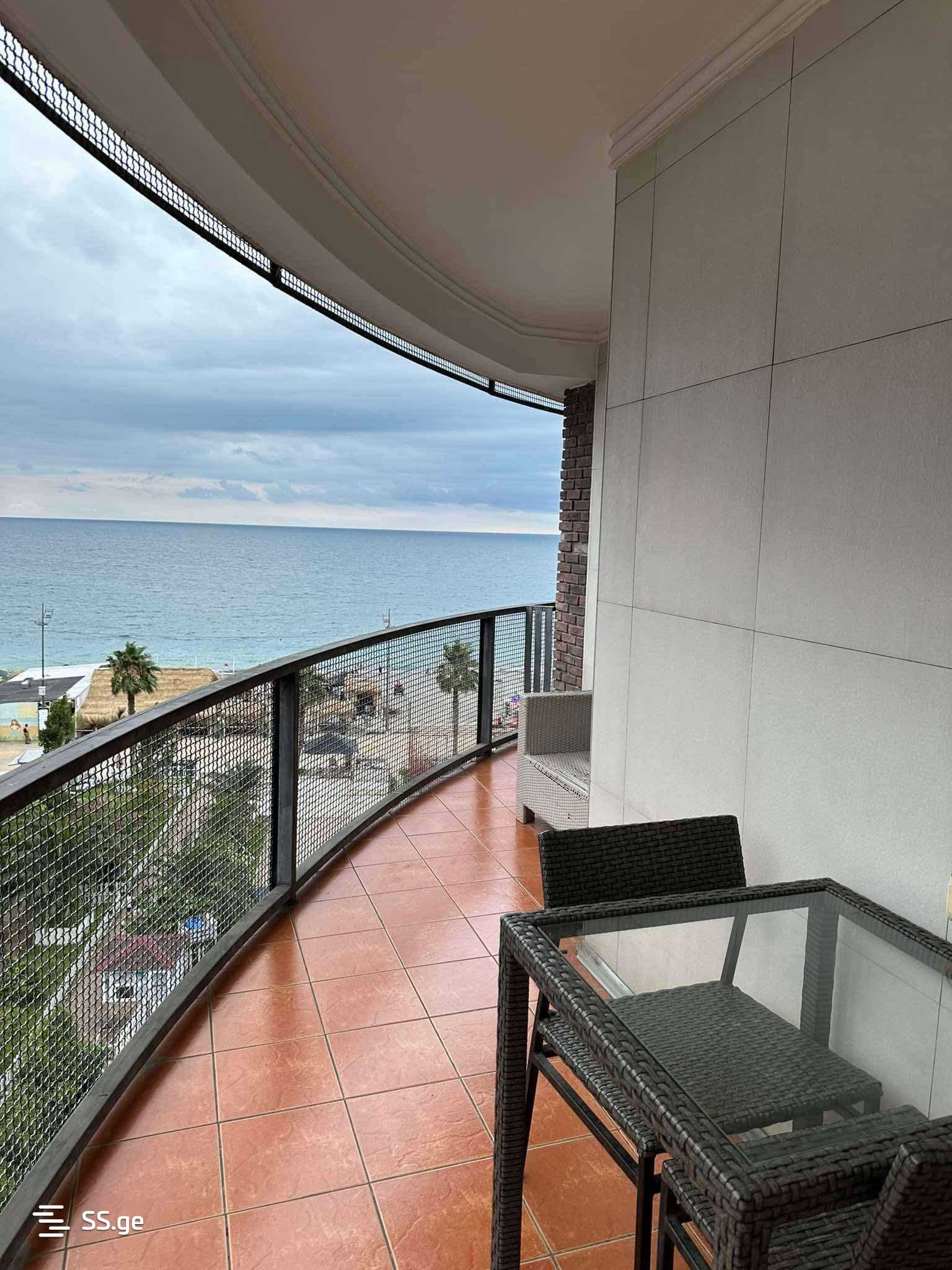 3 Room Flat For Sale view 9
