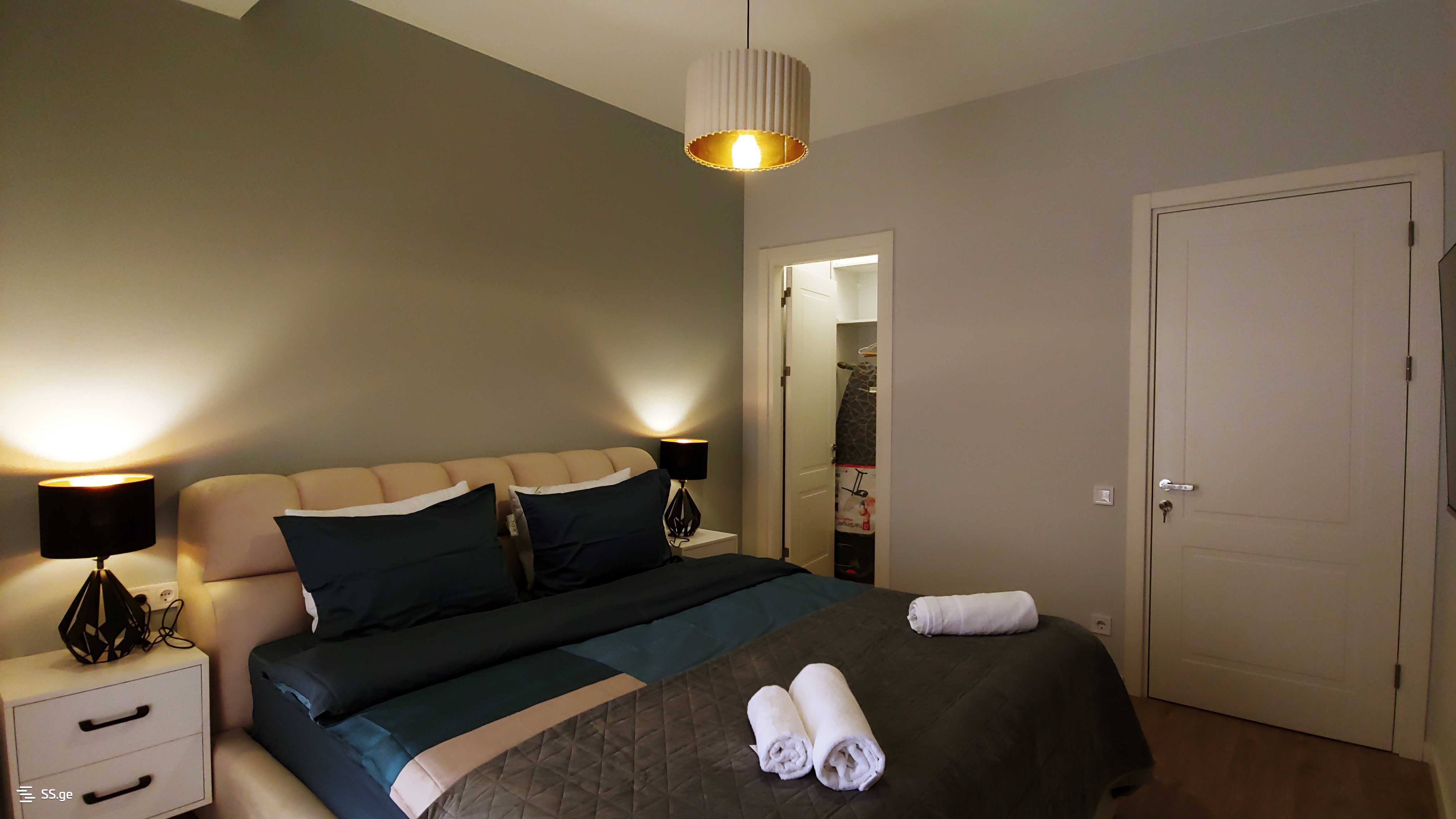 ქირავდება 3 ოთახიანი ბინა საბურთალოზე - picture #3